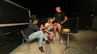 Keila Bassi eats this giant dick between two breads: the argentinian CHORI in Juan Bustos Podcast