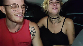 couple has sex in an uber, and the driver films everything and puts it on the internet