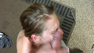 Skinny Employee fuckt on floor breakroom , BOSS gives her Double cumshot in eyes