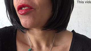 french amateur stepmom shows hairy pussy close up