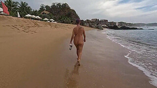 Nudist moments #3 – Living our nudist lifestyle