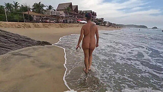 Nudist moments #3 – Living our nudist lifestyle