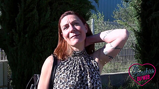 Wendy, naughty hairdresser who likes to be looked at