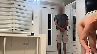 I met delivery guy naked. He did not want to go away.