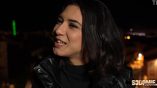 Lena, naughty Marseille girl who loves hard sex