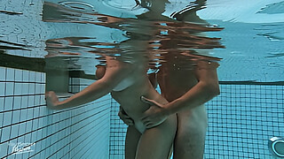 Fucking YourSecretPleasure in the publick hotel swimmingpool