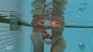 Fucking YourSecretPleasure in the publick hotel swimmingpool