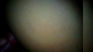 Oooh! It hurts!... This is what happens when they tell you ONLY THE TIP and you, being a good girl, loosen the little one. PAINFUL ANAL, HIS FIRST TIME THROUGH THE WRONG HOLE.