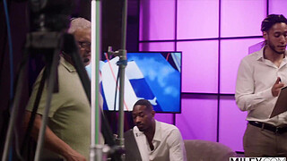 MILFY MILF Brandi Love Gets Spit Roasted By 2 Monster BBCs