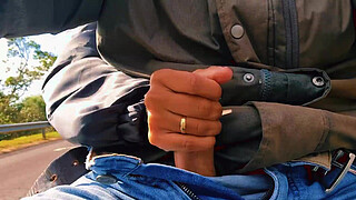 HOTWIFE Safada banged one on the road until she came!!! WE ALMOST GOT CAUGHT / Naughty HOTWIFE jerked off on the road until she cum!! WE ALMOST GOT CAUGHT.