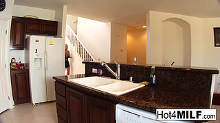 MILF Mellanie receives a hardcore interracial fuck