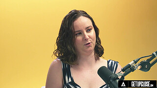 UP CLOSE - How Women Orgasm With All Natural Beauty Jay Taylor! INTENSE VIBRATOR ORGASM! FULL SCENE