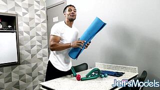 Colossal BBW Thammy Leviemont Gives Head to Her Personal Trainer