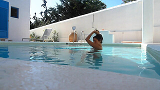 Young Beauty Melena Maria Squirting Pussy