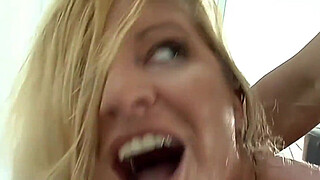 AMATEURPORN - MILF HOUSEWIFE COUGAR XXX