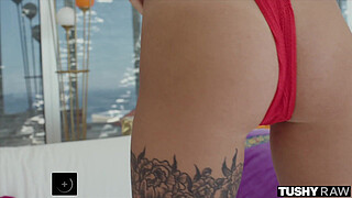 VIXENPLUS Her perfect vacation is being gaped 24/7