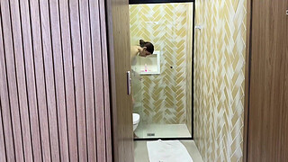 I ate my friend's girlfriend while he was away