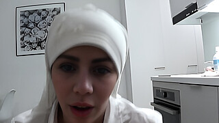 Super sexy Iranian movie of fucking a horny MILF