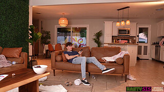 Nasty Stepsis Angel Gostosa Cant Complain When Dick in Her Mouth