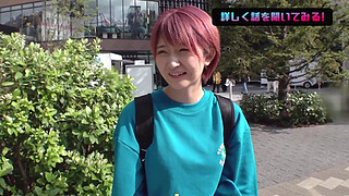 Cute face, tough! tough! tough! Truly a sex beast! ! Show me your charm! Leak it! I'll make the most of it! Wearing 2 erotic costumes, they mess around all over the room! Part1