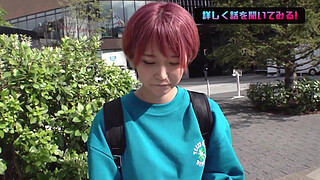 Cute face, tough! tough! tough! Truly a sex beast! ! Show me your charm! Leak it! I'll make the most of it! Wearing 2 erotic costumes, they mess around all over the room! Part1