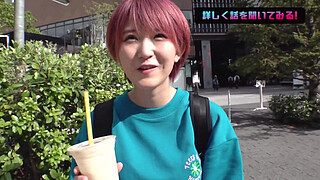 Cute face, tough! tough! tough! Truly a sex beast! ! Show me your charm! Leak it! I'll make the most of it! Wearing 2 erotic costumes, they mess around all over the room! Part1