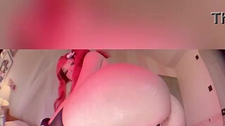 Belle Delphine cosplay y dildo