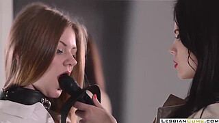 LesbianCUMS.com ⇨ Petite Young Lesbian Strapon Fucking