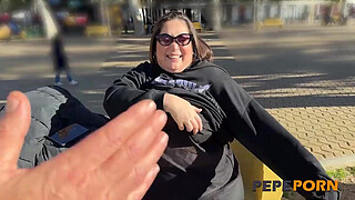 In love for CURVY MOMMYS! BBW Mae Quira shows us why she's a complete pro