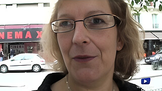 Françoise, mature in need of cock