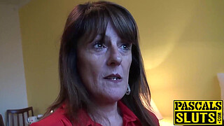 Divorced mature lady Pandora enjoys having submissive sex