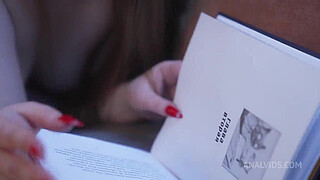 "step Daddy , bad shoots me on camera" ! First anal Meow Miu 18yo