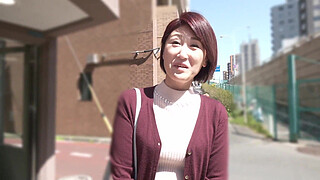 First shot fifty wife, again. Takahashi Misono