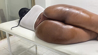 NEIGHBOR ACCEPTS A BRIBE FOR A DELICIOUS MASSAGE SESSION