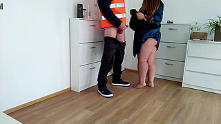 A delivery service error resulted in cum on a mature milf's ass