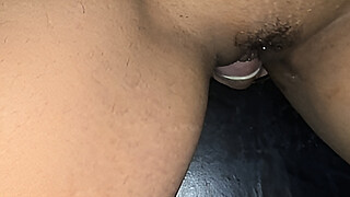 I had great sex with a guy in a gloryhole and he came in my mouth!